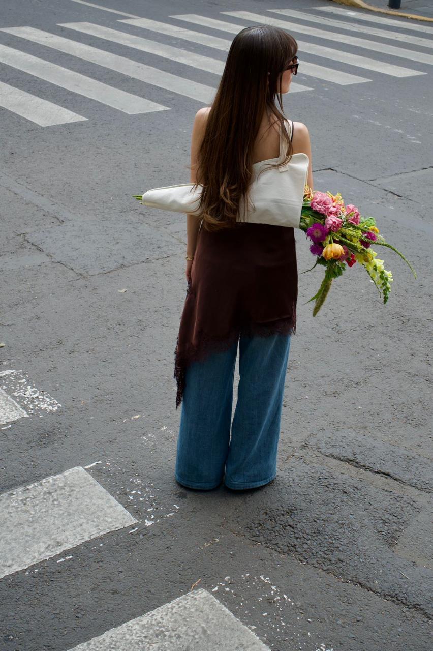 RAMO + FLOWER TOTE BAG