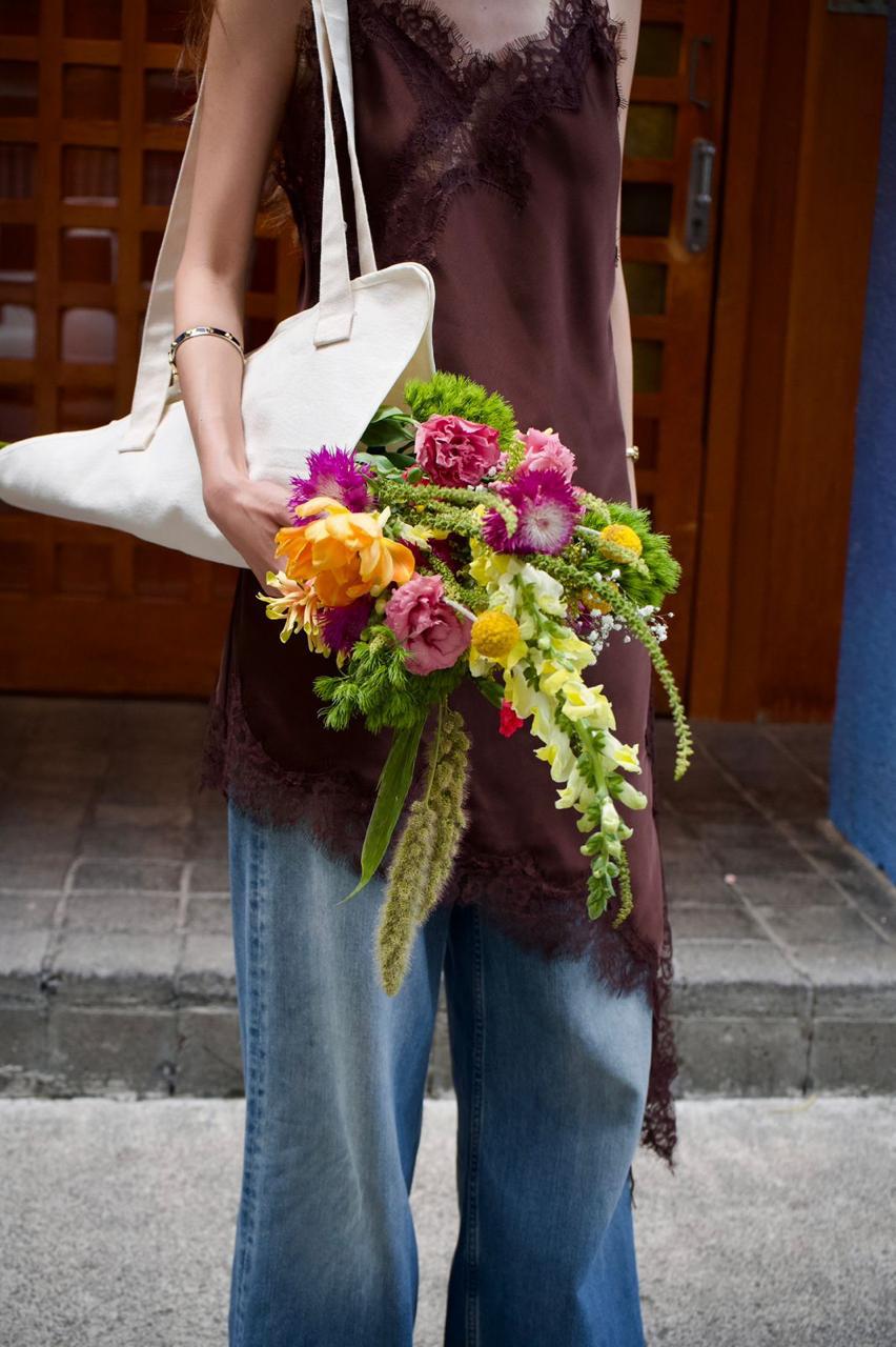 RAMO + FLOWER TOTE BAG